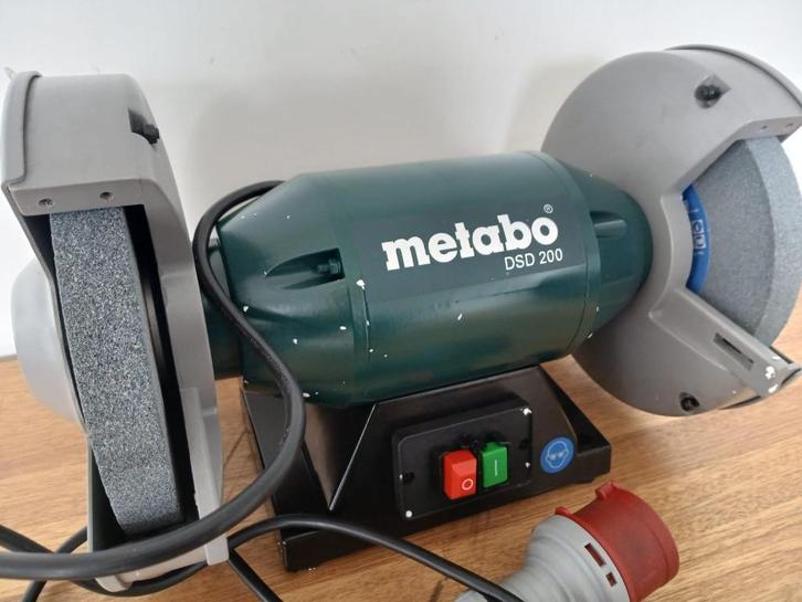 Metabo DSD200 dubbele werkbandslijper 400v, Doe-het-zelf en Verbouw, Gereedschap | Slijpmachines, Werkbankslijpmachine, 700 tot 1000 watt