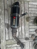 Akrapovic uitlaat, Ophalen