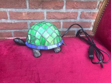 zeer nette Tiffany schildpad lamp , handwerk, zgan beschikbaar voor biedingen
