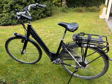 Koga damesfiets maat 47 incl. display ( zonder accu ) beschikbaar voor biedingen