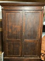 Oude kast met klossen, Antiek en Kunst, Antiek | Meubels | Kasten, Ophalen