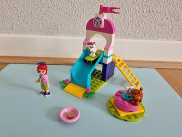 Lego friends hondenspeelplaats 41396 beschikbaar voor biedingen