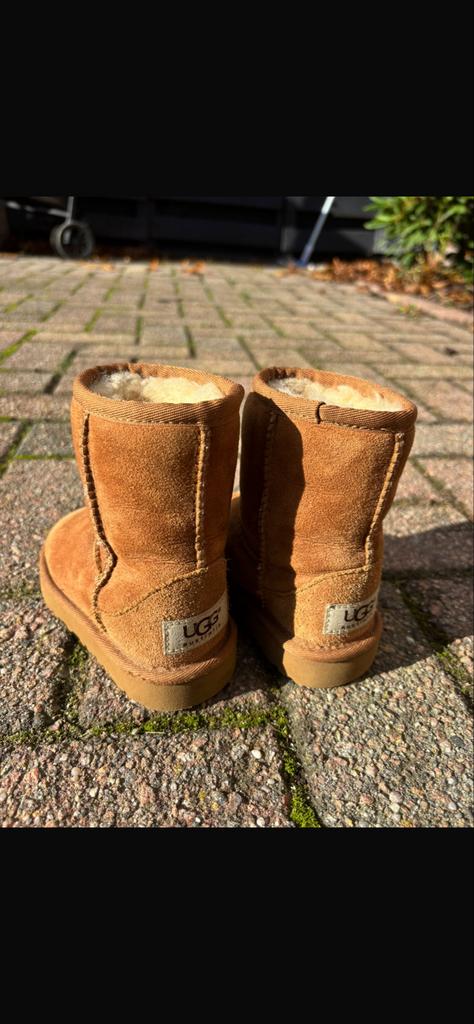 Ugg Laarsjes Maat 23,5, Ophalen of Verzenden, Gebruikt, Jongetje of Meisje, Laarsjes