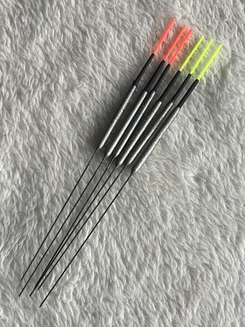 adv 241 / NIEUW set 6 dobbers TUBERTINI 0,15gr beschikbaar voor biedingen