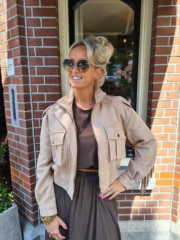 Ambika | Jacket Goldy jasje suedelook franje | Maat M/L beschikbaar voor biedingen