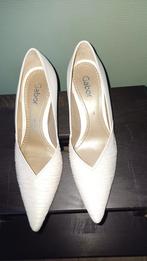 Gabor Pumps - Maat 6 (39), Kleding | Dames, Schoenen, Pumps, Wit, Gabor, Ophalen of Verzenden