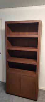 Boekenkast Brussel Walnoot 90 cm, Ophalen, Meubel Outlet Meppel, Met deur(en), Info@meubeloutletmeppel.nl