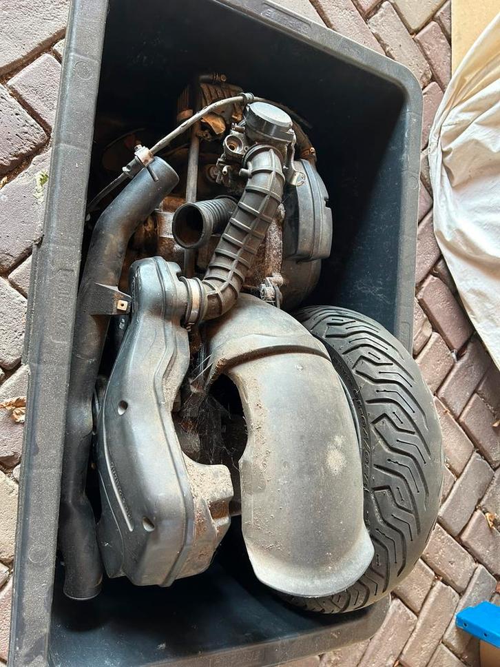 Zip 4t 2v blok, Fietsen en Brommers, Brommeronderdelen | Scooters, Zo goed als nieuw, Piaggio, Blok, Ophalen of Verzenden