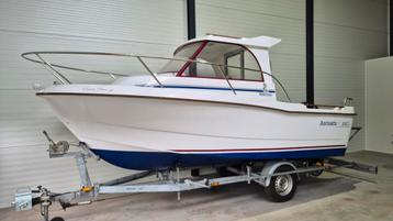 Beneteau Antares 550 Calanque met Suzuki 30 pk visboot pilot beschikbaar voor biedingen