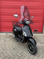 Vespa Sprint, 2021, 2990km brom, Fietsen en Brommers, Brommers | Vespa, Ophalen, Overige modellen, Maximaal 45 km/u, Zo goed als nieuw