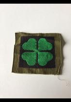 Embleem klaver 4 bij uniform militaire dienstplicht ong 1950, Ophalen of Verzenden, Landmacht, Nederland, Embleem of Badge