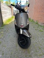 GTS TOSCANA. Pure scooter, Fietsen en Brommers, Snorfietsen en Snorscooters, Overige merken, Gebruikt, Ophalen of Verzenden, Benzine