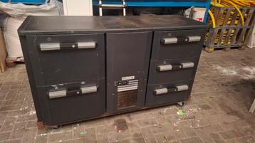 Bar Koeler - Astro Necta beschikbaar voor biedingen