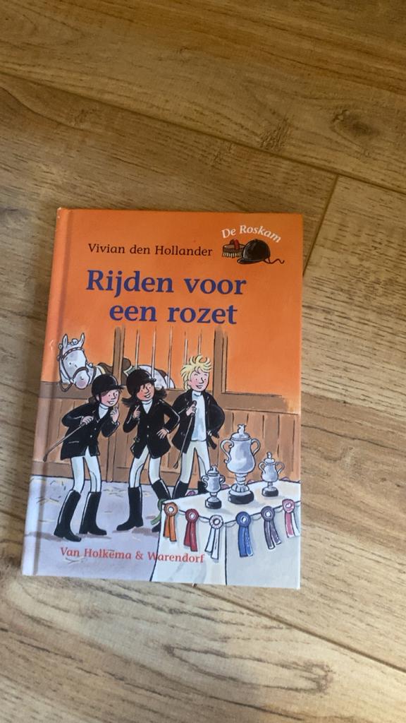 Rijden voor een rozet, Ophalen of Verzenden, Zo goed als nieuw, Fictie