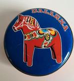 Zweeds Dala Paard Dalarna Snoep Koekjesblik, Verzamelen, Blikken, Ophalen of Verzenden, Gebruikt, Koek(jes), Overige merken
