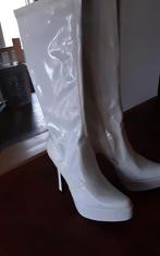 Nieuwe laklaarzen met blokhak - maat 42 size 10, Kleding | Dames, Ophalen of Verzenden, Nieuw, Wit, Hoge laarzen