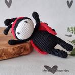 Handgemaakte knuffel lieveheersbeestje, Ophalen of Verzenden, Nieuw, Haken, Overige typen