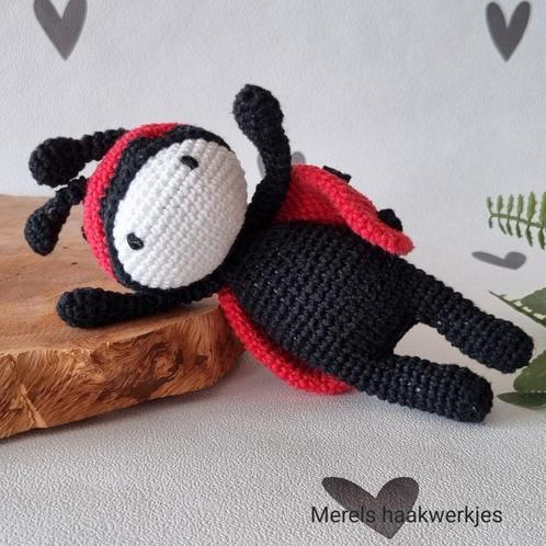 Handgemaakte knuffel lieveheersbeestje, Hobby en Vrije tijd, Breien en Haken, Nieuw, Haken, Overige typen, Ophalen of Verzenden