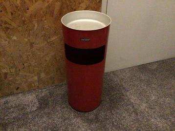 Retro prullenbak-asbak. beschikbaar voor biedingen