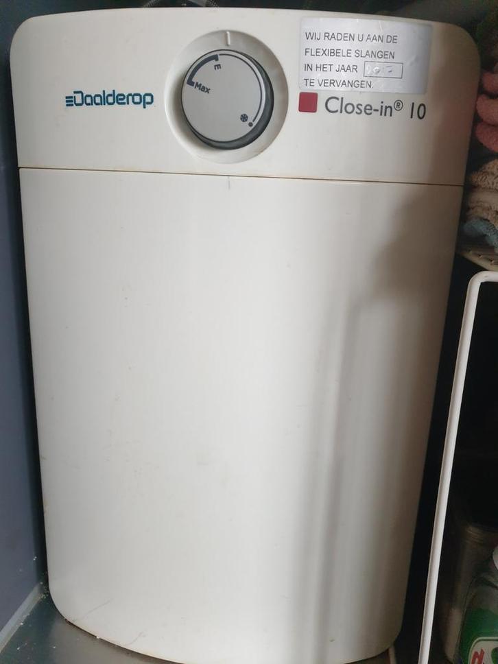 Daalderop Close-in 10, Doe-het-zelf en Verbouw, Geisers en Boilers, Gebruikt, Boiler, Minder dan 20 liter, Ophalen of Verzenden
