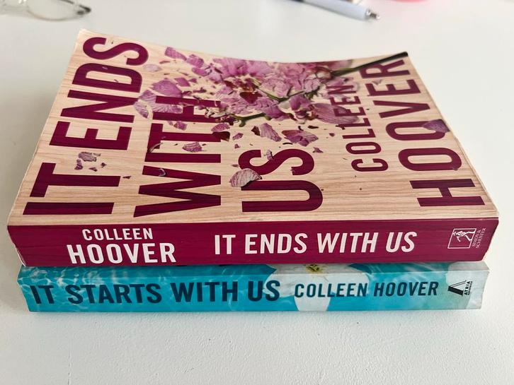 Colleen Hoover Boeken - It Ends With Us & It Starts With Us, Boeken, Romans, Gelezen, Europa overig, Ophalen