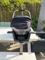 Maxicosi pipa next autostoel met isofix base, Ophalen, Zo goed als nieuw, 0 t/m 18 kg, Autogordel of Isofix