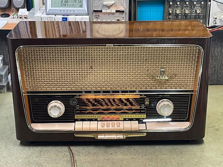Zeer nette Grundig Buizenradio Type 3088., Audio, Tv en Foto, Radio's, Gebruikt, Ophalen of Verzenden