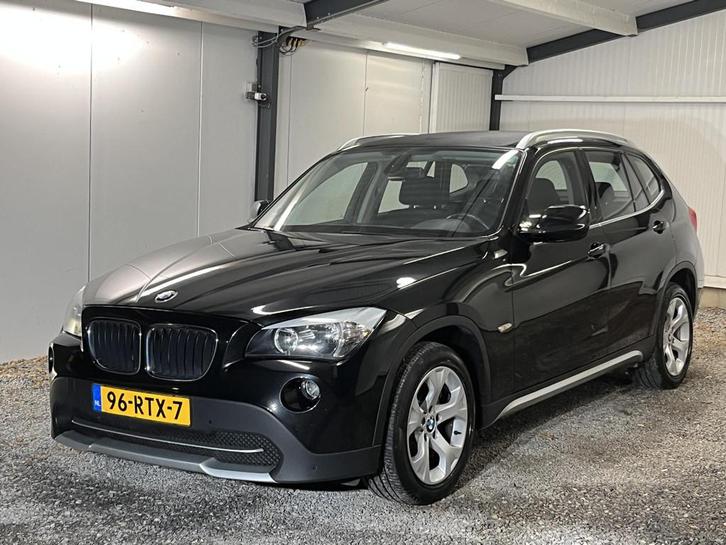 BMW X1 sDrive18i Executive AUTOMAAT 7-2011 NL AUTO *WORD VER, Auto's, BMW, Bedrijf, Te koop, X1, ABS, Airbags, Airconditioning