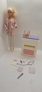 Barbie Happy Family | dokter met baby | pop, Ophalen of Verzenden, Gebruikt, Pop