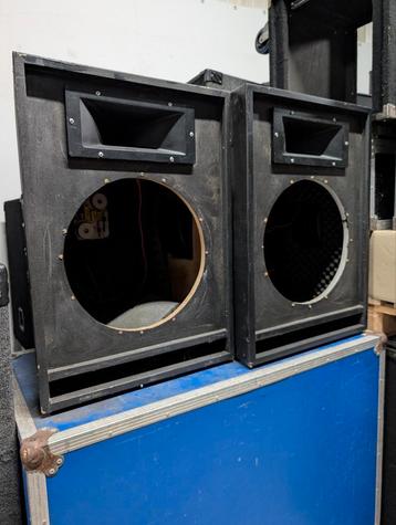 ✅Topkasten 15 inch leeg met Eminence hoog beyma filters  beschikbaar voor biedingen