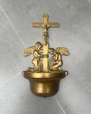 Wijwaterbakje (rooms-katholiek) beschikbaar voor biedingen