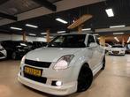 Suzuki Swift 1.3 GLS Sport Airco Stoelvw Nwe Koppeling, Auto's, Suzuki, Voorwielaandrijving, Gebruikt, 965 kg, 400 kg
