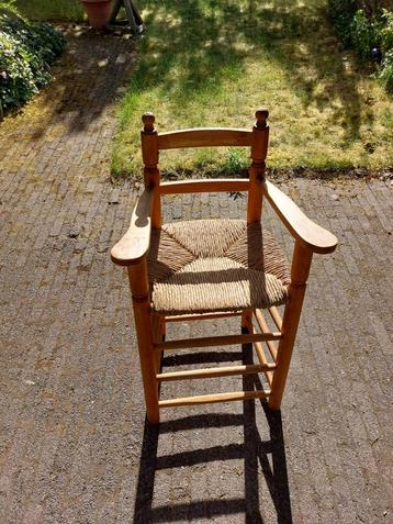 Vintage Kinderstoel beschikbaar voor biedingen