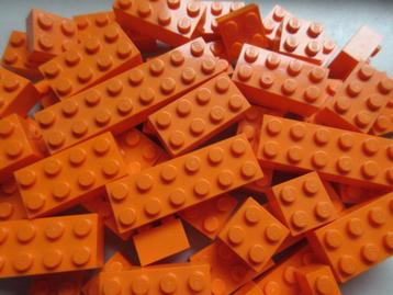 nr. 6518b, 50 oranje stenen, 2 nop breed. Verzenden mogelijk beschikbaar voor biedingen