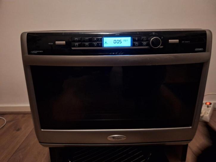 Mooie Whirlpool combimagnetron, Witgoed en Apparatuur, Magnetrons, Gebruikt, Vrijstaand, Combimagnetron, 45 tot 60 cm, Grill, Hete lucht