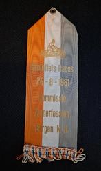 vaandel Bromfiets races 1961 Bergen Noord Holland, Ophalen of Verzenden