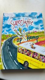 Janneke Schotveld - Superjuffie op kamp, Boeken, Kinderboeken | Jeugd | onder 10 jaar, Ophalen of Verzenden, Fictie algemeen, Zo goed als nieuw