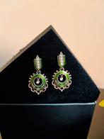 Oorhangertjes zilver groen emaille zeer fijntjes!, Ophalen of Verzenden, Zo goed als nieuw, Groen, Zilver