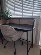 Prachtig bureau zwart met rotan, Huis en Inrichting, Bureaus, Ophalen, Zo goed als nieuw, Bureau