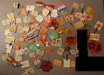 leuke partij papieren Speldjes   DIVERSE stichtingen, Verzamelen, Speldjes, Pins en Buttons, Ophalen of Verzenden, Gebruikt, Overige onderwerpen