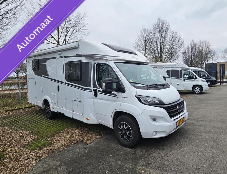 Carado T448 Automaat Lengtebedden,Airco-Luxe uitvoering! '21, Caravans en Kamperen, Campers, Bedrijf, tot en met 4, Half-integraal