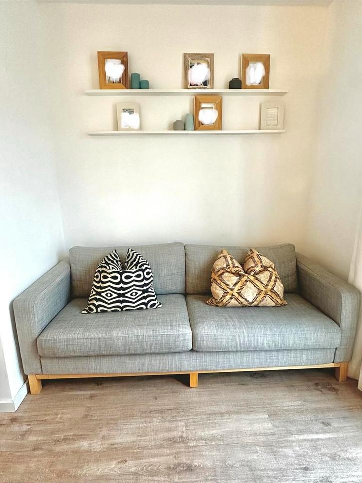 IKEA Karlstad grijs 3-zits bank / 3 seater couch, Huis en Inrichting, Banken | Bankstellen, Gebruikt, Driepersoons, 200 tot 250 cm