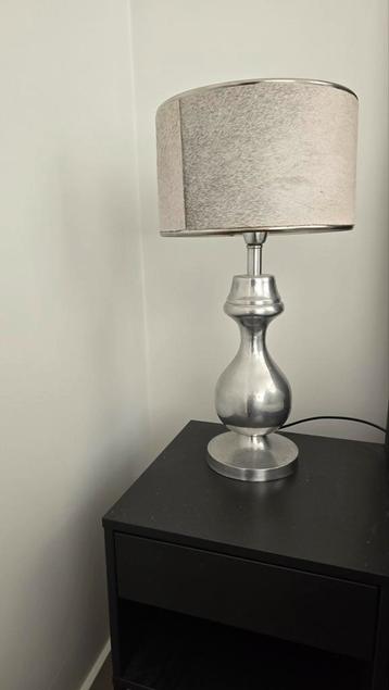 2 tafellampen light living lichtgrijs zilver beschikbaar voor biedingen