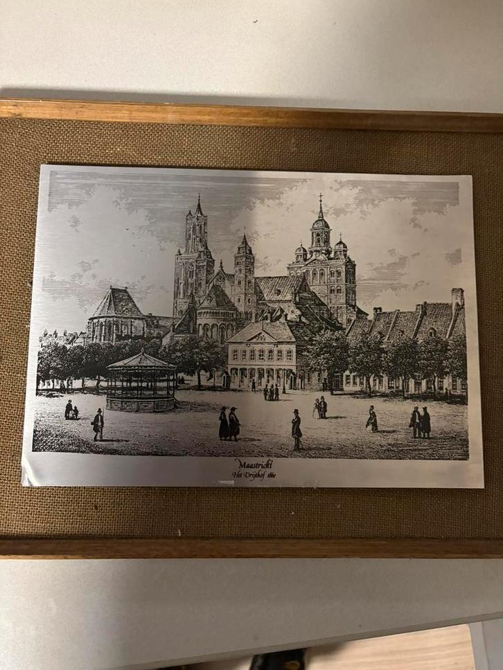 Metalen gravure Maastricht Vrijthof 1860 in lijst – wall-art, Huis en Inrichting, Woonaccessoires | Schilderijen, Tekeningen en Foto's