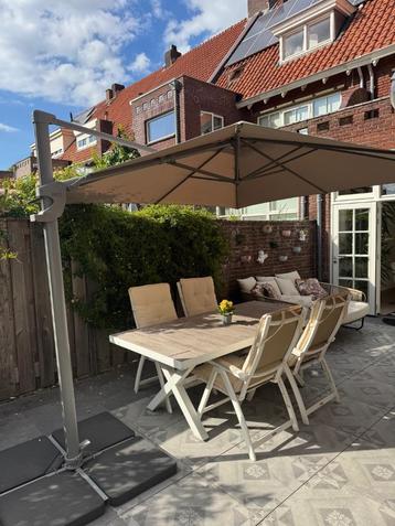 Luxe zweef Parasol Shadowline 3m x 3m Licht Taupe NP€428,- beschikbaar voor biedingen
