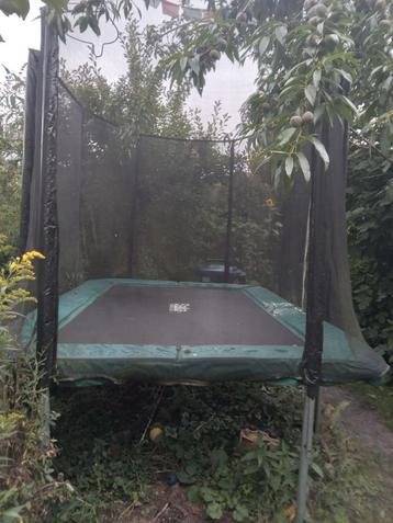 Grote trampoline van salta trampolines beschikbaar voor biedingen