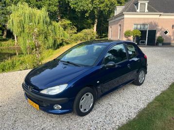 Peugeot 206 1.4 XS 3drs NL auto LAGE KM-STAND  beschikbaar voor biedingen