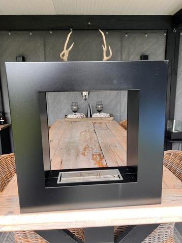 Leuke Bio Ethanol doorkijk haard met Livin Flame brander! beschikbaar voor biedingen