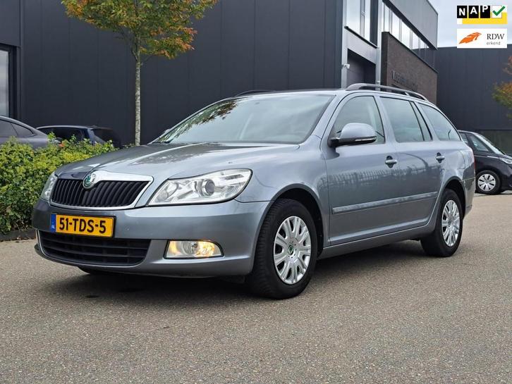 Skoda Octavia Combi 1.6 TDI Greentech Ambition Export, Auto's, Skoda, Bedrijf, Te koop, Octavia, ABS, Airbags, Airconditioning