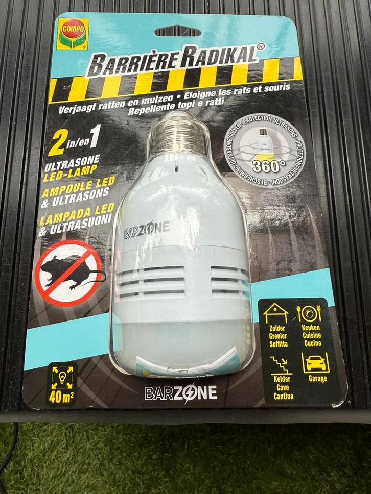 Barrière Radikal 2 in 1 ultrason led - lamp Verjaagt ratten, Huis en Inrichting, Lampen | Overige, Nieuw, Ophalen of Verzenden